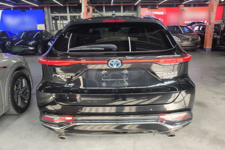 Used Toyota Venza 2022 Dual-Engine 2.5L CVT Two-Wheel Drive Prestige Edition
