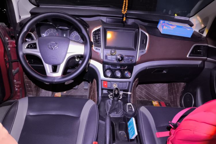 Used HYOSOW H3 2015 1.5L manual Comfort trim level