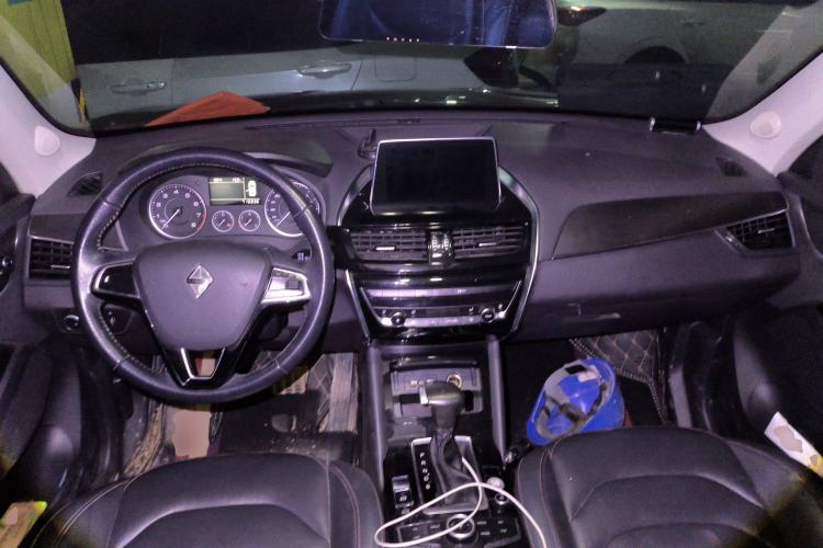 Used BORGWARD BX5 2017 20TGDI Automatic Two-Wheel Drive Pioneer Edition
