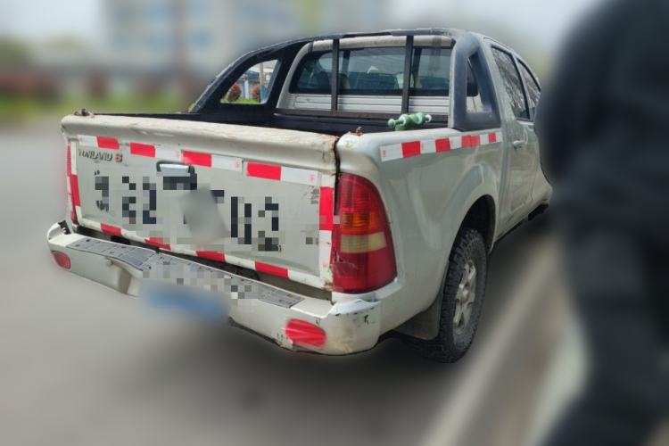 Used Foton Tunland 2017 2.8T E3 Diesel Two-Wheel Drive Elite Edition BJ493ZLQ4
