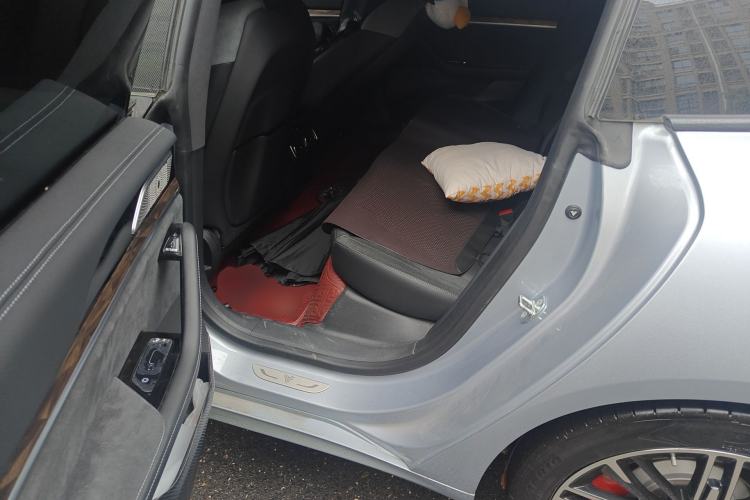 Used NETA S 2022 Extended-Range Version 1160 km Rear-Drive Big Edition