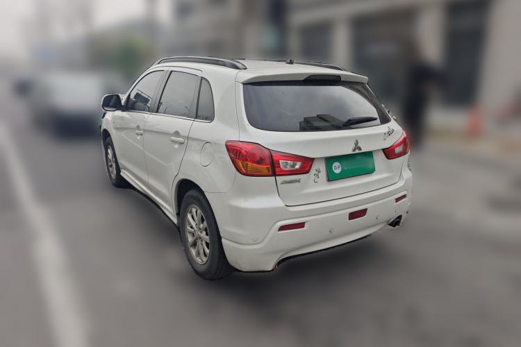 Used Mitsubishi ASX 2011 2.0 L Two-Wheel Drive XuanYi Version
