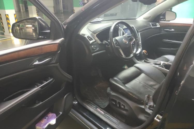 Used Cadillac SRX 2015 3.0L Elite Model