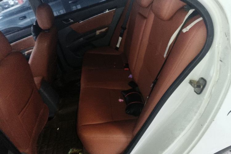 Used Geely Auto Classic Emgrand 2013 Sedan 1.5L Manual Entry-Level Model
