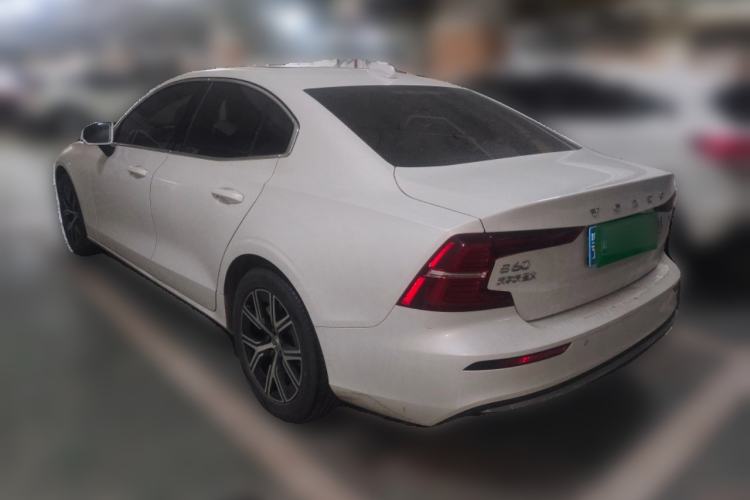Used Volvo S60 2024 B4 Zhiyi Luxury Edition