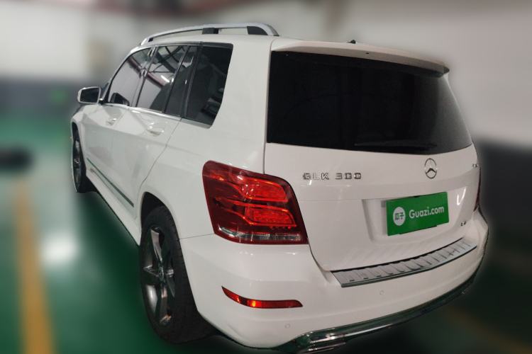 Used Mercedes-Benz GLK-Class 2013 GLK 300 4MATIC Dynamic Sunroof Model