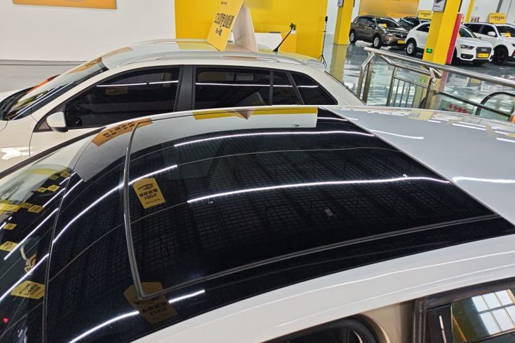 Used Volkswagen Golf 2018 230TSI Automatic Luxury Version
