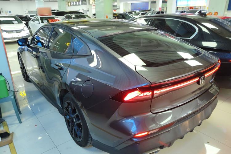 Used CHANGAN UNI-V 2024 1.5T Prestige Edition Rear Left 45 Deg