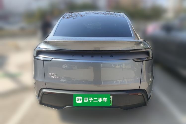 Used Tesla Model Y 2025 Rear-Wheel-Drive Version