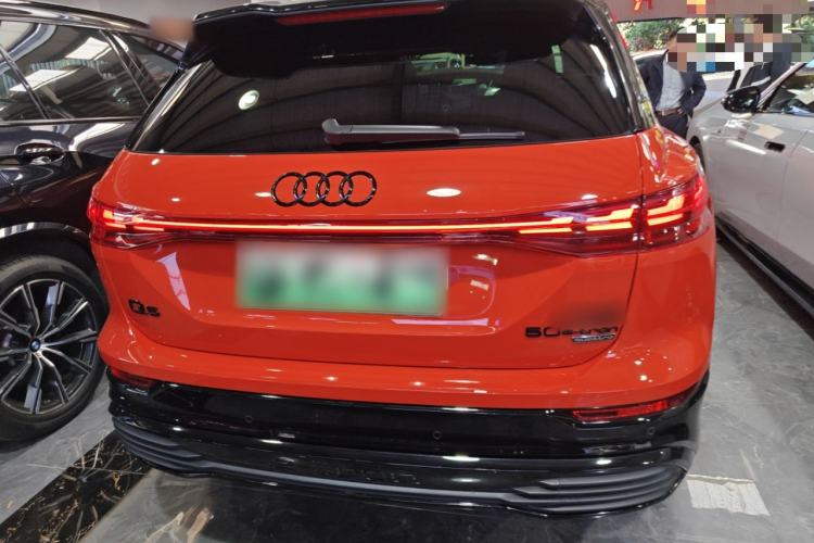 Used Audi Q5 e-tron 2022 50 e-tron quattro edition one Artistic Collection Edition
