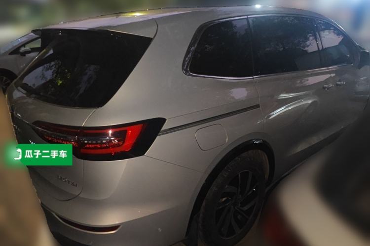 Used Volkswagen Viloran 2020 330TSI Luxury Edition Rear Right 45 Deg