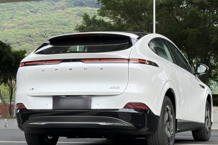 Used XPeng G6 2025 625 Long-Range Max Tech Edition Exterior 6