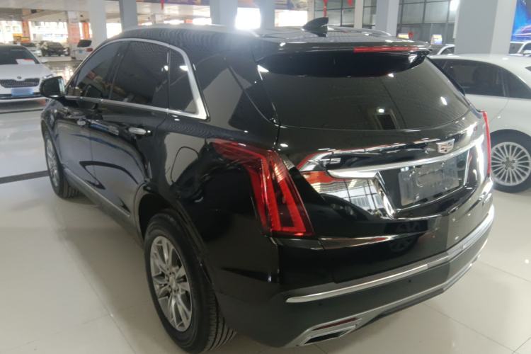 Used Cadillac XT5 2020 28T Luxury Version Rear Left 45 Deg