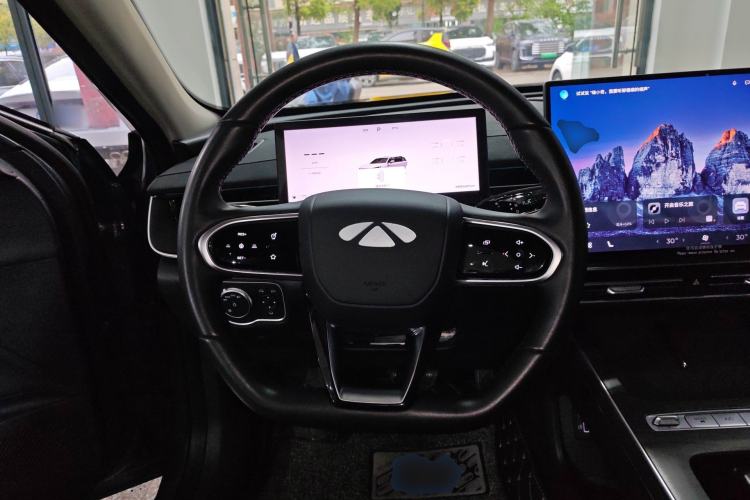 Used Chery Fengyun A8L 2025 1.5 TGDI 145 km Luxury Version Steering Wheel