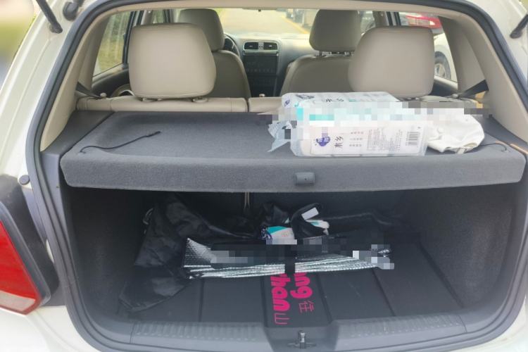 Used Volkswagen Polo 2011 1.6L Manual ZhiShang Edition
