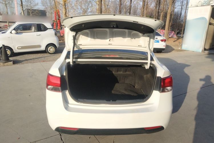 Used Kia Forte 2014 1.6L MT GL
