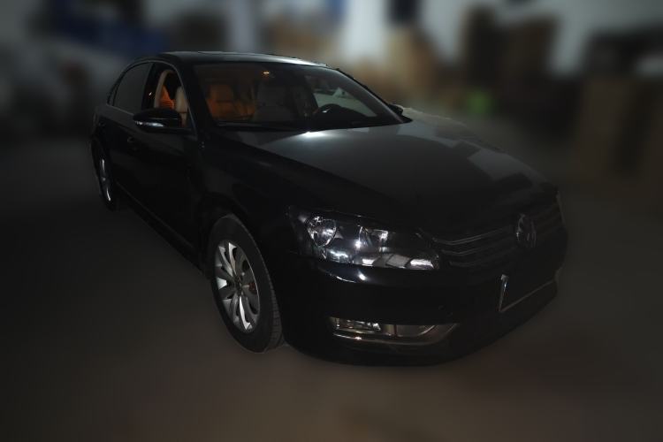 Used Volkswagen Passat 2013 1.8TSI DSG Prestige Edition Front Right 45 Deg