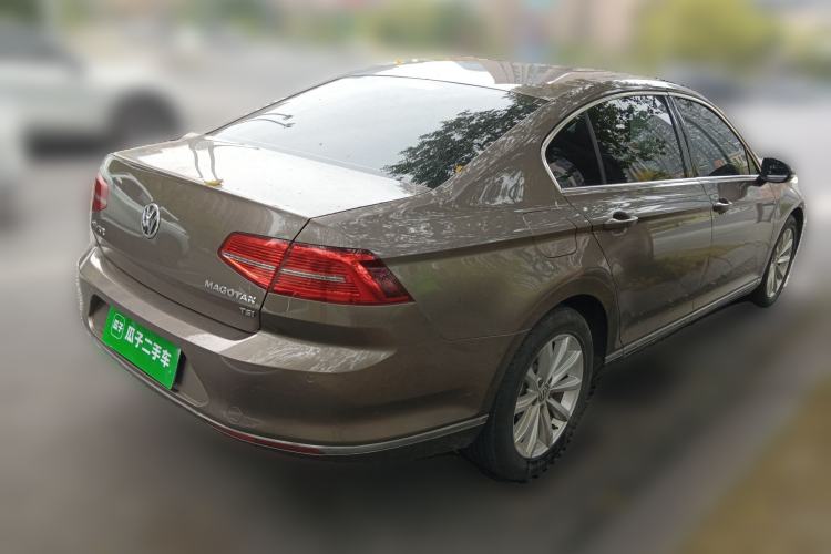 Used Volkswagen Magotan 2017 330TSI DSG Leading Model
