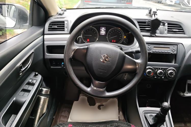 Used Suzuki Alivio 2015 1.6L Manual Comfort Model Steering Wheel