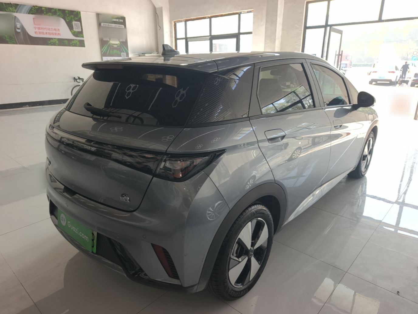 BYD Dolphin 2023 420 km Fashion Edition — снимка 6