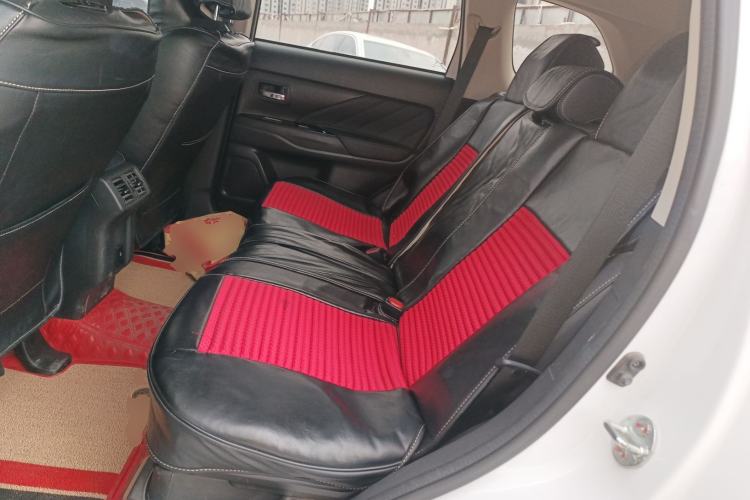 Used Mitsubishi Outlander 2020 2.0L Two-Wheel Drive Enjoyment Version 5 Seats
