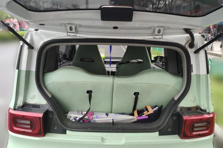 Used Wuling Hongguang MINIEV 2022 Macaron Fashion Model Lithium Iron Phosphate Trunk