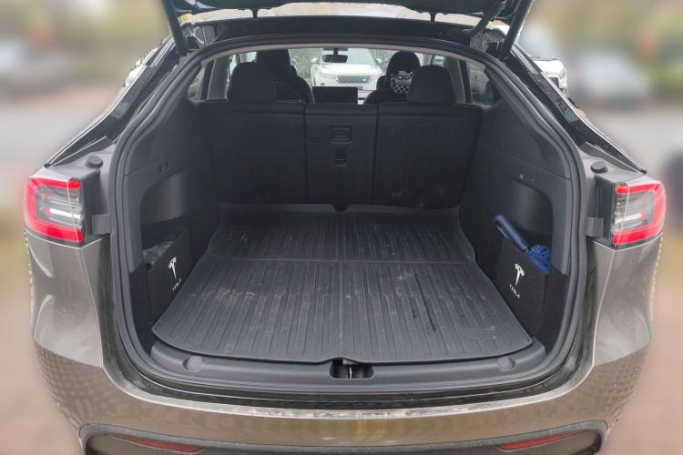 Used Tesla Model Y 2022 Revised Version Long-Range All-Wheel Drive