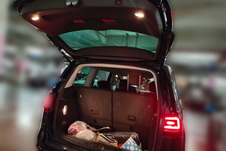 Used Volkswagen Sharan 2018 Revised Version 380TSI Comfort Edition 7-Seater
