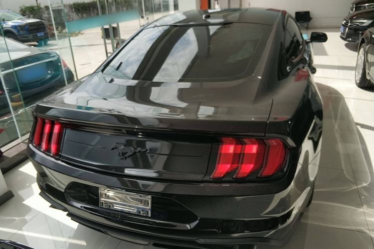 Used Ford Mustang 2019 2.3T Automatic Hardtop Base Version U.S. Specification