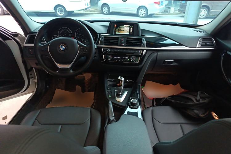 Used BMW 3 Series 2017 320Li Fashion Model Center Console