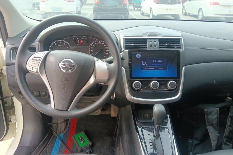 Used Nissan Tiida 2021 1.6L CVT Cool Edition Center Console