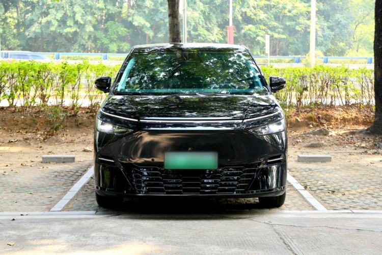 Used XPeng X9 2025 650 Long-Range Max