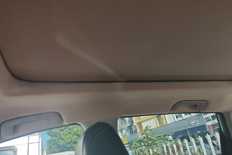 Used Cowin X5 2017 2.0L CVT Luxury Version
