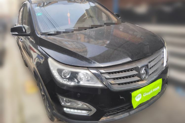 Used Baojun 560 2015 1.8L manual luxury version