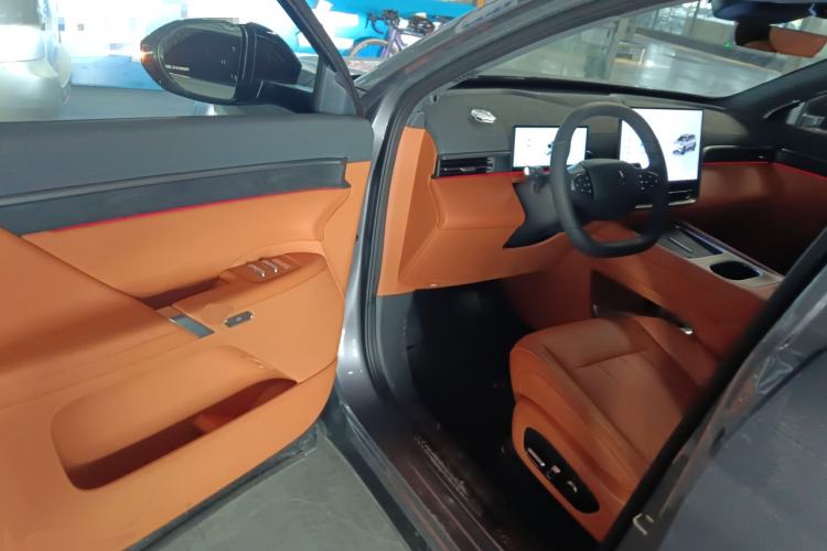 Used Dongfeng eπ eπ008 2026 Model Five-Seat Range-Extended Ultra-Premium Edition