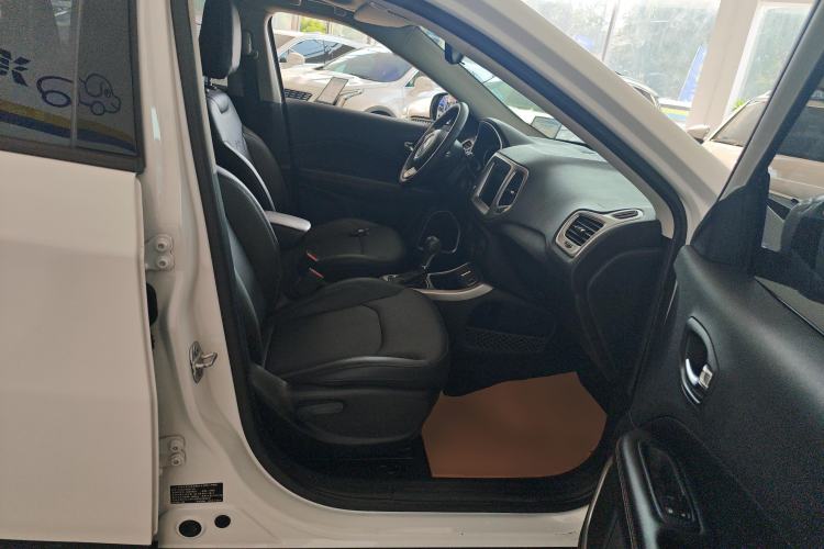 Used Jeep Compass 2017 200T Automatic Family Edition