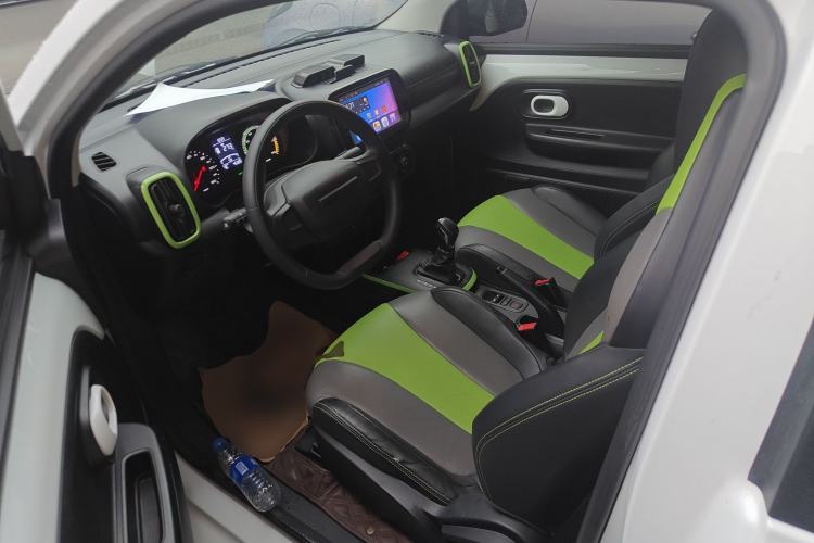 Used Roewe Clever 2021 302 km New Four-Seater Super-Efficient Version