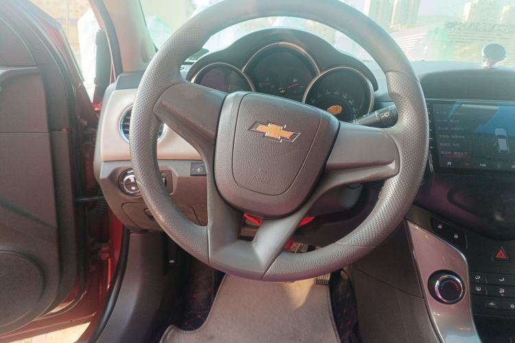 Used Chevrolet Cruze 2015 1.5L Classic SE AT
