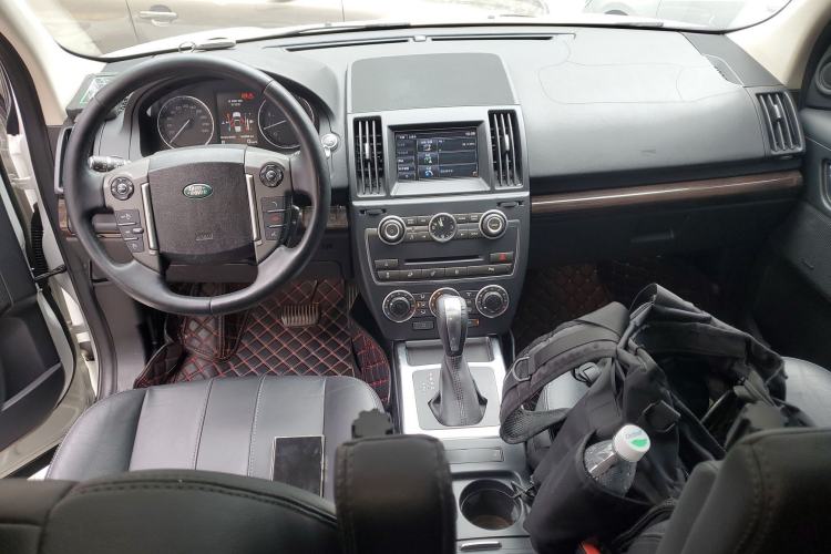 Used Land Rover Freelander 2 2015 2.0T Si4 XS Collection Edition Center Console