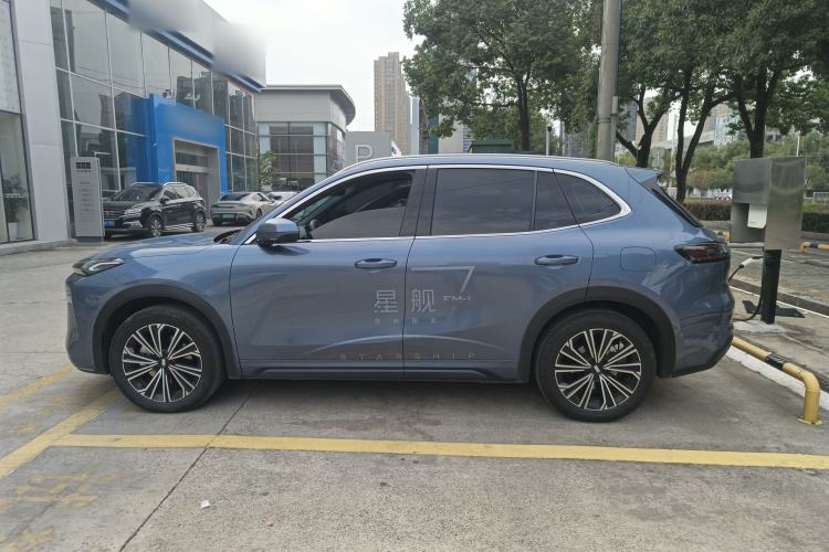 Used Geely Galaxy Galaxy Xingjian 7 EM-i 2025 120km Flagship Edition
