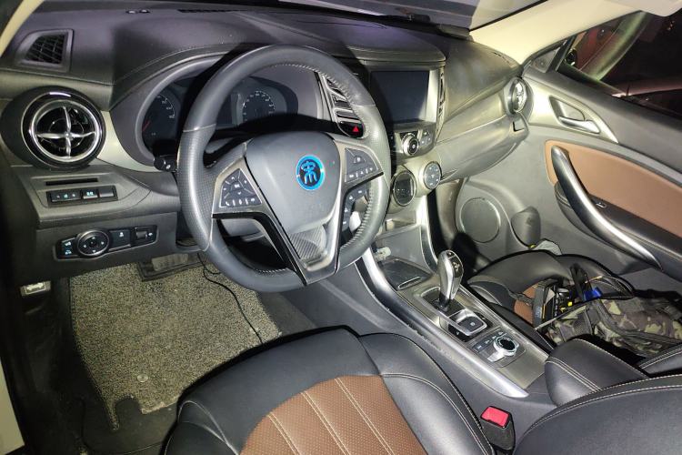 Used BYD Song New Energy 2017 Song DM 1.5TID All-Wheel Drive Luxury Model
