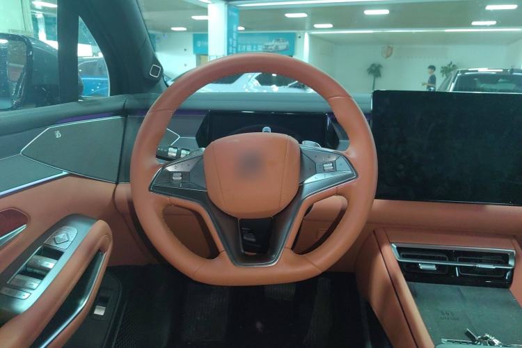 Used BYD Tang L 2025 DM 175KM Drone Player Edition