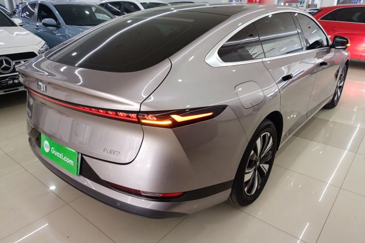 Used CHANGAN NEVO A07 2025 Blue Whale Range-Extending Model 140 Elite Version Rear Right 45 Deg