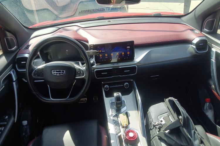 Used Geely Auto Coolray 2019 Sport Model 260T DCT Battle China V Standard Center Console