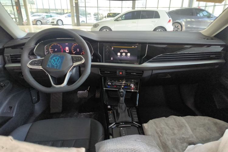 Used Volkswagen Passat 2026 Model, Outstanding 380TSI Xingkong Longteng Edition
