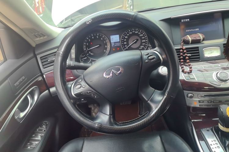 Used Infiniti Q70 2013 Q70L 2.5L Elegance Edition
