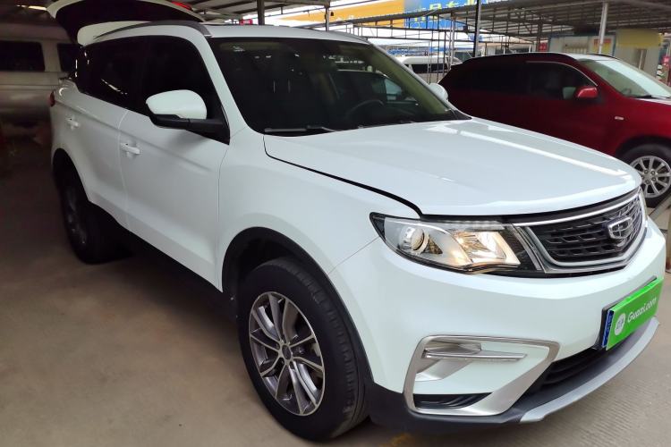 Used Geely Auto Emgrand X7 Sport 2021 Million Edition 1.8TD DCT Two-Wheel Drive Comfort Model Front Right 45 Deg