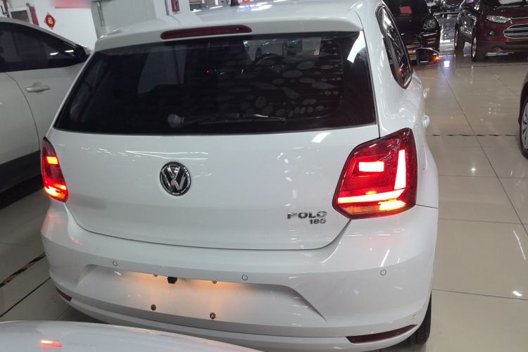 Used Volkswagen Polo 2014 1.6L Automatic Comfort Edition
