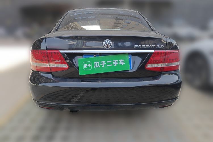 Used Volkswagen Passat 2009 2.0L MFI Automatic Luxury Edition