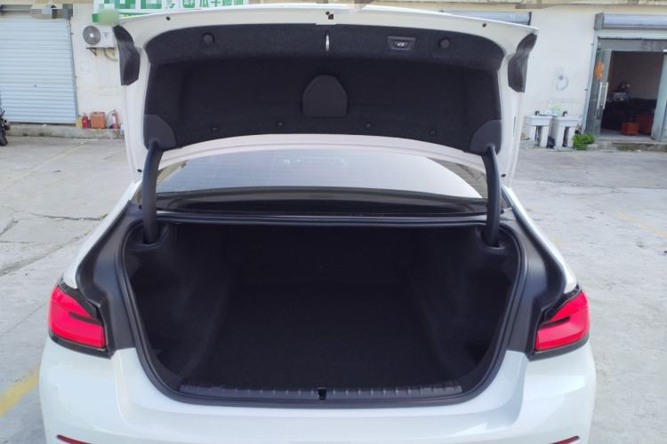 Used BMW 5 Series 2021 525Li Luxury Package